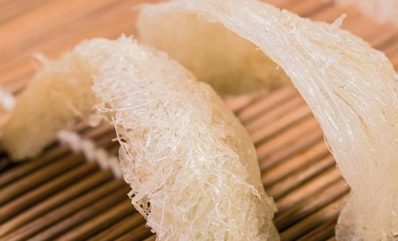 燕窩的功效與作用是什么？吃燕窩對人體有哪些好處？